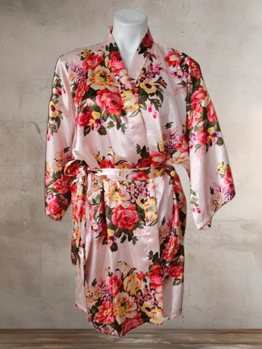 Floral Satin Kimono Robe in Light Pink One Size